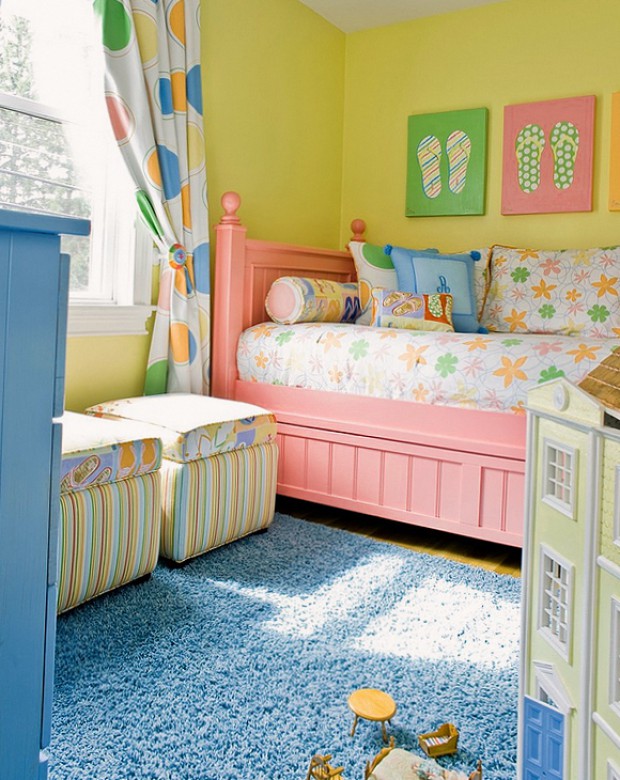 красочный интерьер детской комнаты для девочки