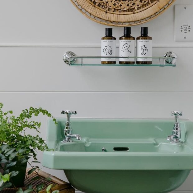Дизайн зеленой ванной комнаты